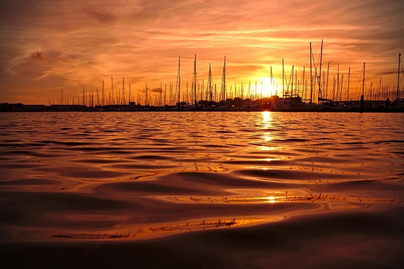 Sonnenuntergang im Yachthafen "Port Zelande"
